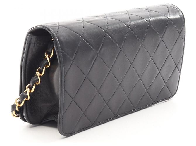 Bolso de hombro Chanel Mini Matelassé Turnlock Negro - vista 2