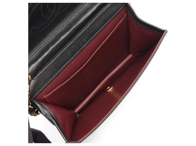 Bolso de hombro Chanel Mini Matelassé Turnlock Negro - vista 3