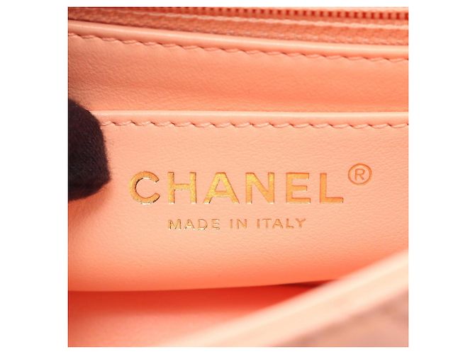 Borsa a tracolla Chanel Mini Matelassé 20 in agnello rosa - vista 4