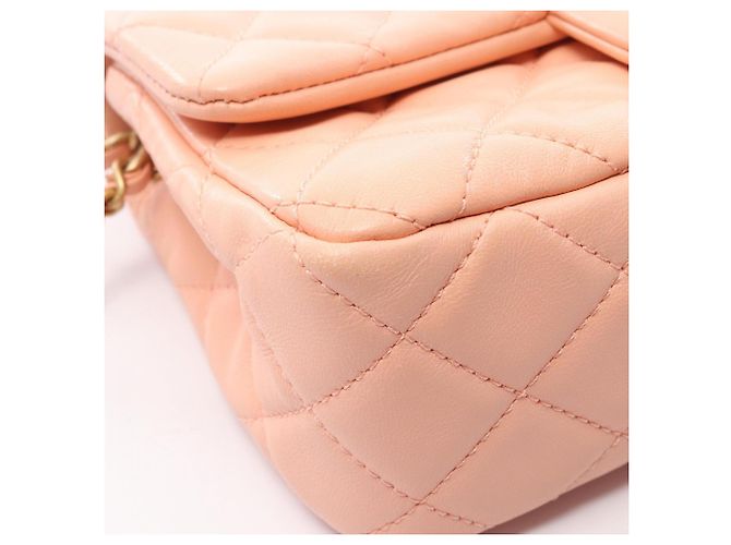 Borsa a tracolla Chanel Mini Matelassé 20 in agnello rosa - vista 9