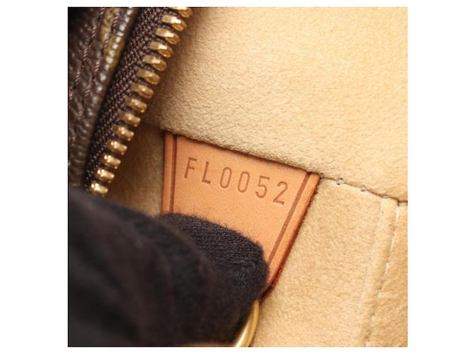 Borsa a Spalla Louis Vuitton Cite GM Marrone - vista 5