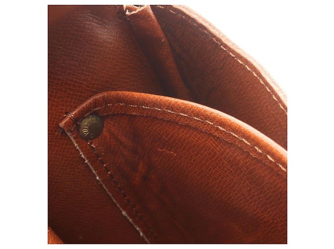 Borsa a Spalla Louis Vuitton Cartouchiere MM Marrone - vista 5