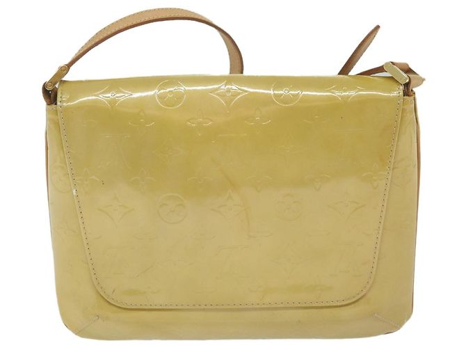 Louis Vuitton Thompson Street Monogram Vernis Medium Beige - vista 2