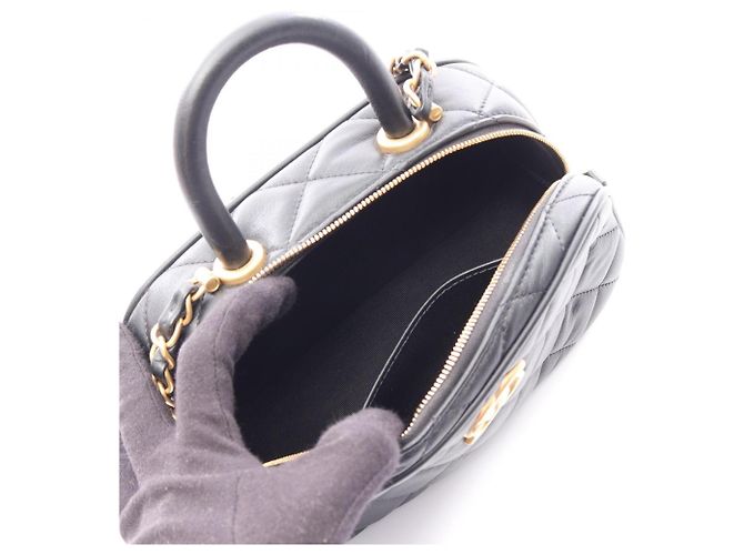 Borsa a tracolla 2-Way Chanel Matelassé Mini Bowling Nero - vista 3