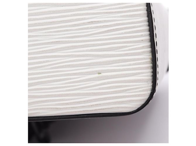 Borsa a tracolla in pelle Epi Louis Vuitton Bianco - vista 6