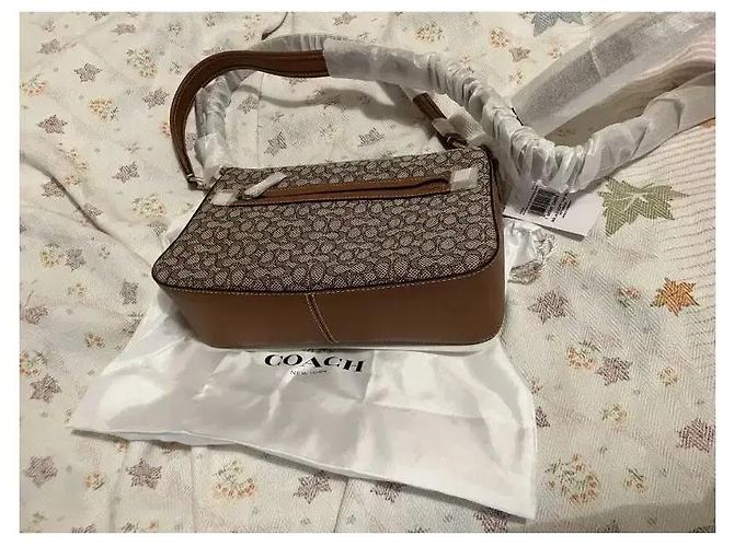 Coach Soft Tabby Borsa a Spalla in Micro Jacquard Signature Marrone Monogramma - vista 11