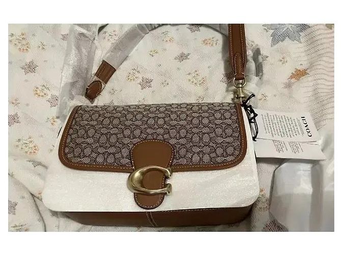 Coach Soft Tabby Borsa a Spalla in Micro Jacquard Signature Marrone Monogramma - vista 12