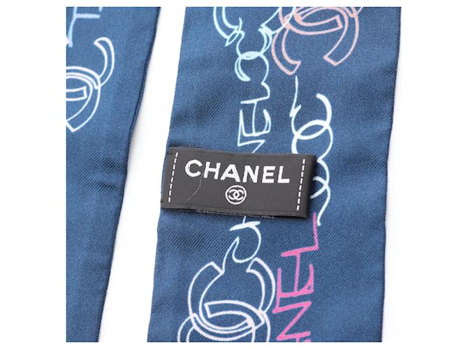 Foulard in seta Chanel Coco Mark Multicolore Blu navy - vista 4