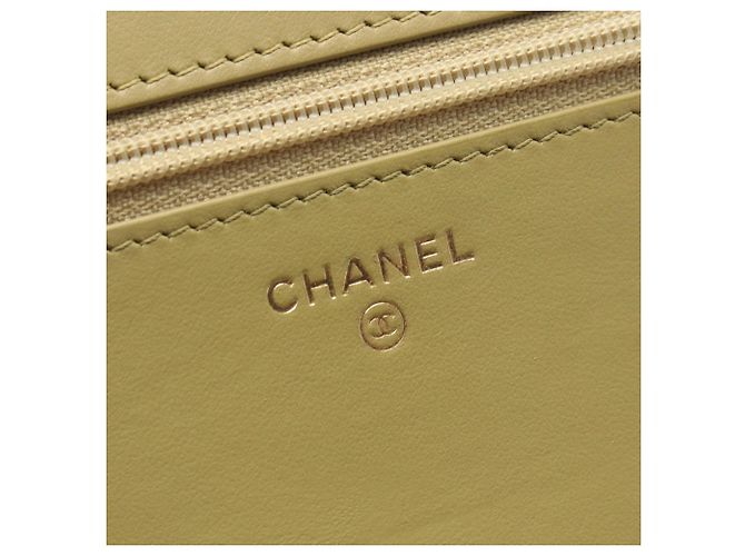 Borsa a Spalla Chanel Boy Matelassé Cachi - vista 4