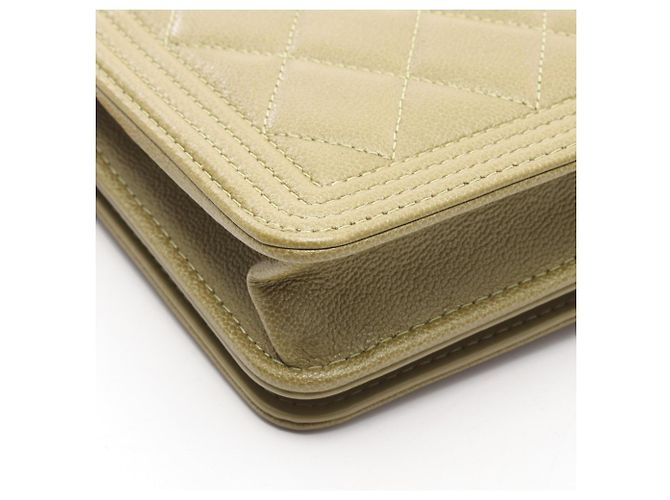 Borsa a Spalla Chanel Boy Matelassé Cachi - vista 8