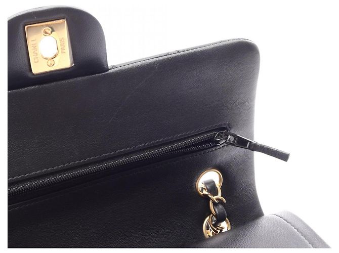 Borsa a tracolla Chanel Matelassé Double Flap Nero - vista 8