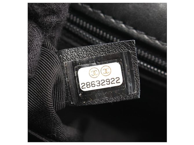 Borsa a tracolla Chanel Matelassé in agnello Nero - vista 5