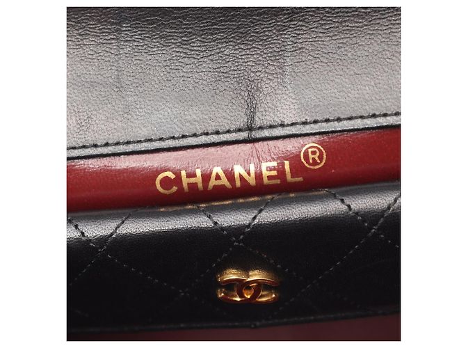 Borsa a tracolla Chanel Matelassé in agnello nero - vista 4