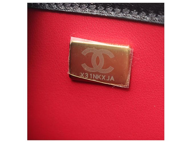 Timeless Borsa a tracolla Chanel Matelassé in agnello nero - vista 5
