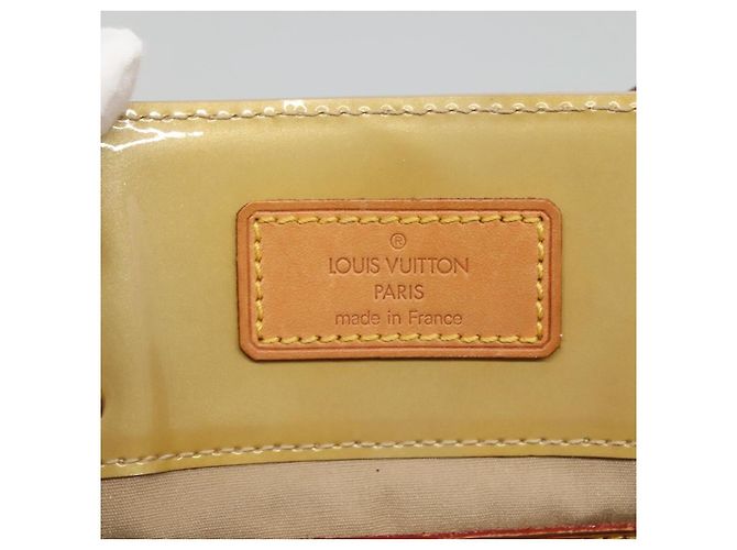 Louis Vuitton Reade Monogram Vernis MM Beige - vista 6