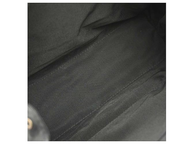Borsa Chanel Surpique Zip Around in pelle trapuntata Medium Nero - vista 3