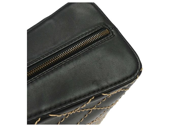 Borsa Chanel Surpique Zip Around in pelle trapuntata Medium Nero - vista 7