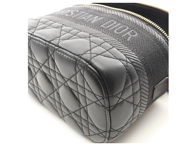 Christian Dior Dior DIORTRAVEL Borsa Vanity Piccola Cannage Nero - vista 11