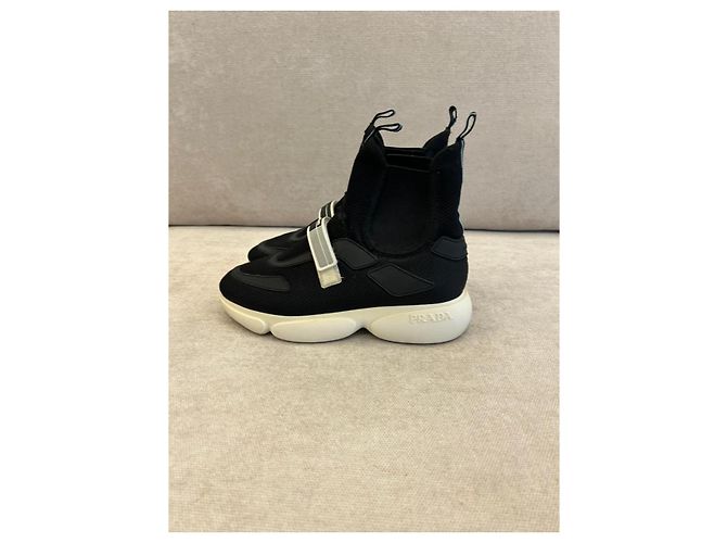 Sneakers alte Prada in tessuto nero - vista 4