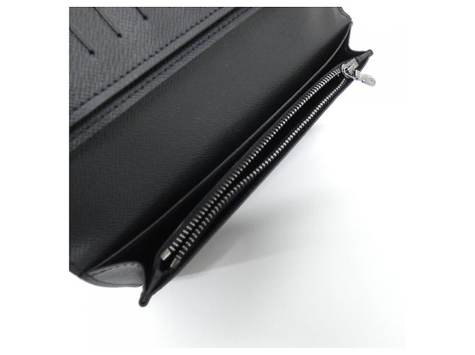 Portafoglio Louis Vuitton Monogram Eclipse Brazza Nero - vista 5