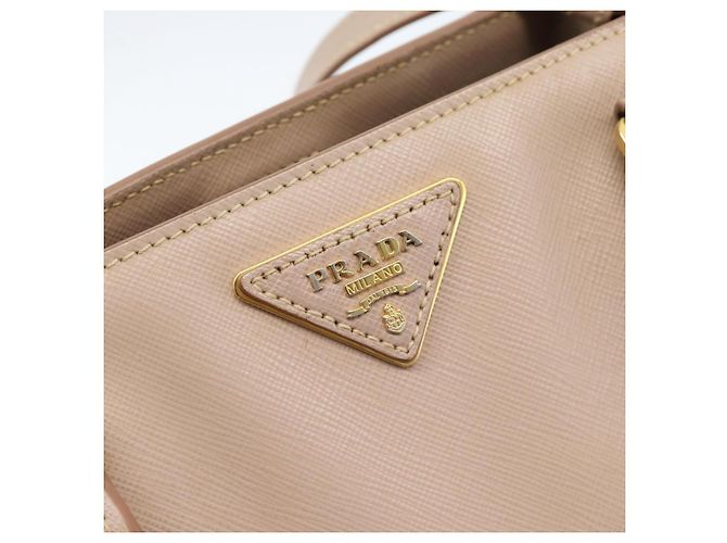 Saffiano Borsa PRADA in pelle Safiano 2 modi Beige Oro Auth 183886A D'oro - vista 19