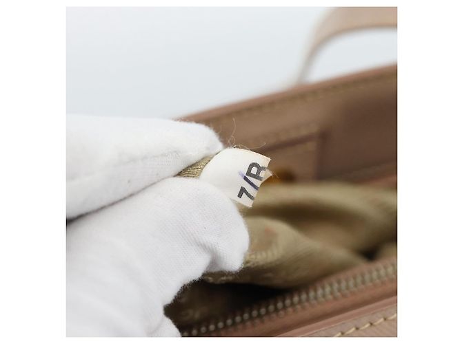 Saffiano Borsa PRADA in pelle Safiano 2 modi Beige Oro Auth 183886A D'oro - vista 31