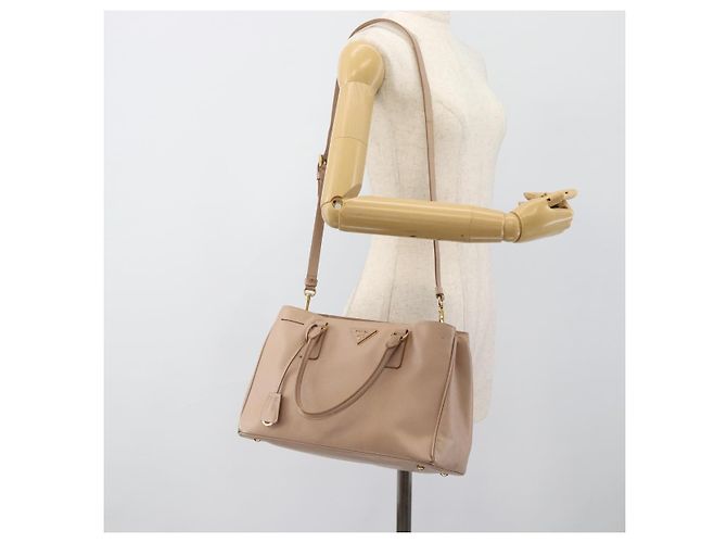 Saffiano Borsa PRADA in pelle Safiano 2 modi Beige Oro Auth 183886A D'oro - vista 33