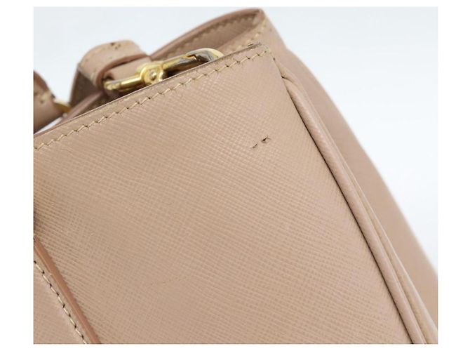 Saffiano Borsa PRADA in pelle Safiano 2 modi Beige Oro Auth 183886A D'oro - vista 4