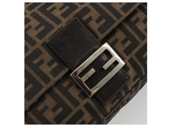 FENDI Zucca Canvas Mamma Baguette Shoulder Bag Marrone Nero Autentica 180861A - vista 15