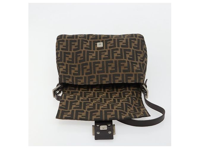 FENDI Zucca Canvas Mamma Baguette Shoulder Bag Marrone Nero Autentica 180861A - vista 16