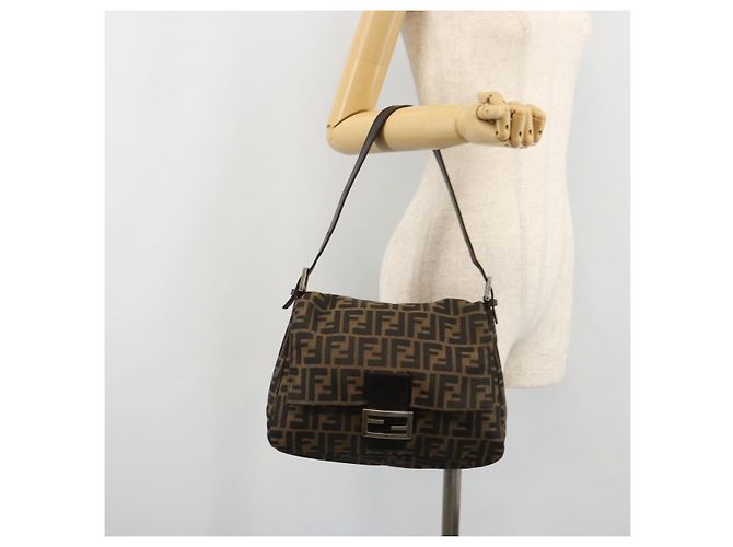 FENDI Zucca Canvas Mamma Baguette Shoulder Bag Marrone Nero Autentica 180861A - vista 25
