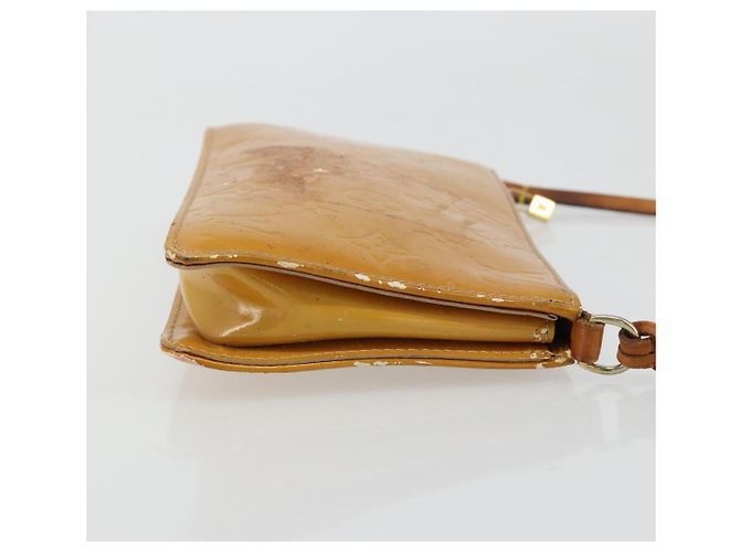LOUIS VUITTON Monogram Vernis Lexington Pouch Beige M91010 LV Auth 184160 - vista 3