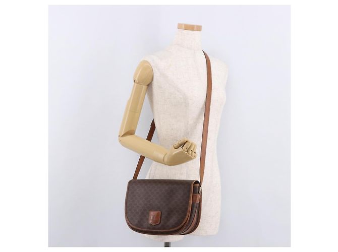 Céline CELINE Macadam Canvas Schultertasche PVC Leder Braun Gold Auth 183989 Golden - Ansicht 24