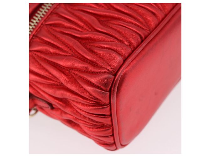 Borsa a tracolla vanity Miu Miu Matelasse in pelle 2way Rosso Oro Auth 182585A D'oro - vista 13