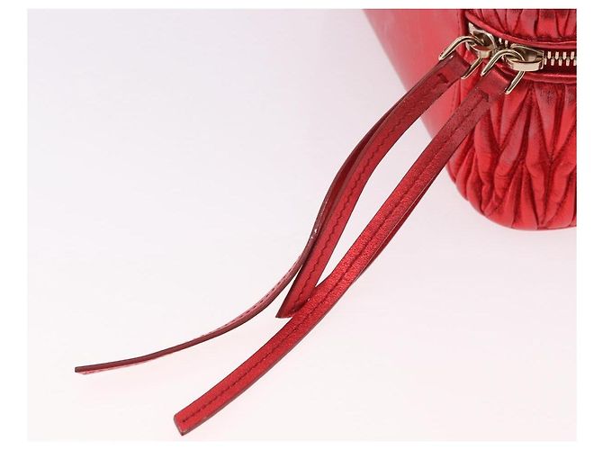 Borsa a tracolla vanity Miu Miu Matelasse in pelle 2way Rosso Oro Auth 182585A D'oro - vista 17