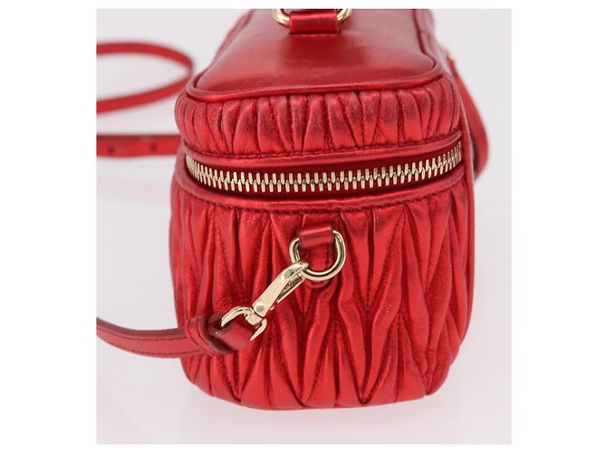 Borsa a tracolla vanity Miu Miu Matelasse in pelle 2way Rosso Oro Auth 182585A D'oro - vista 5