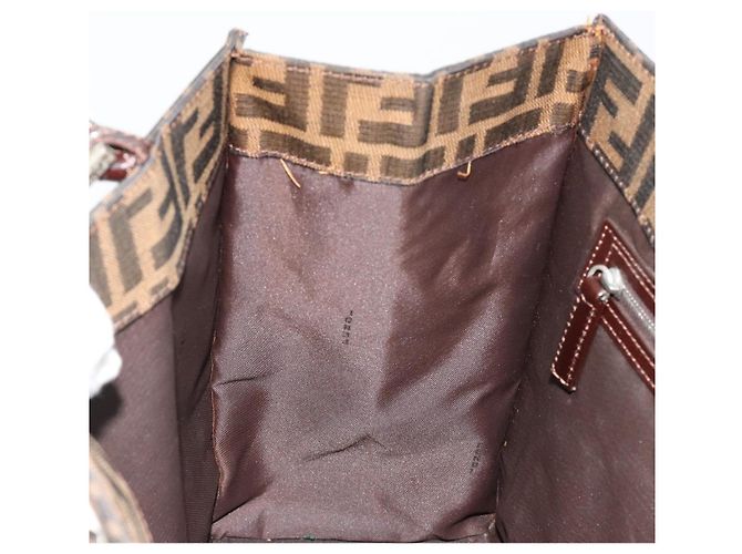 FENDI Zucca Canvas Mamma Baguette Tote Bag Black Brown Auth 182074 Marrone Nero - vista 22