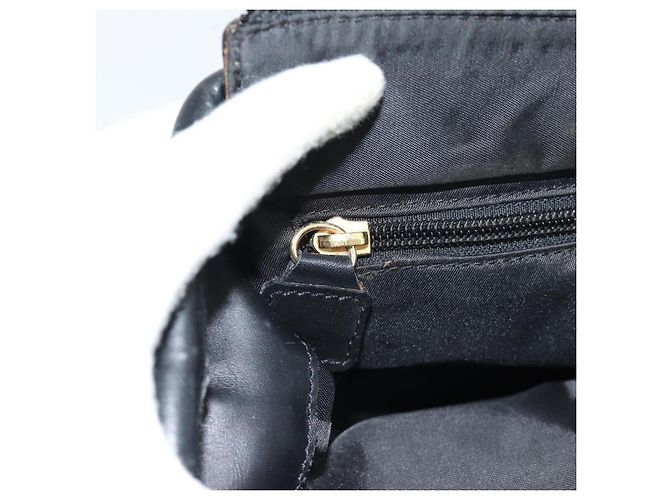 Céline Borsa a mano CELINE Circle Nylon Nero Oro Auth 184330 D'oro - vista 19