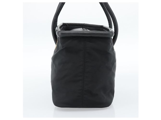 Céline Borsa a mano CELINE Circle Nylon Nero Oro Auth 184330 D'oro - vista 4