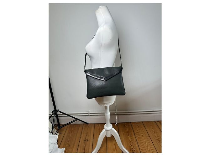 Vintage Givenchy Leather Shoulder Bag Black Forest Green - view 4