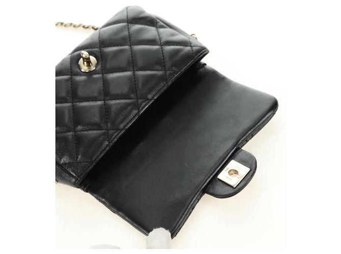 CHANEL Matelasse Pearl Chain Shoulder Bag Lamb Skin Black Gold CC Auth ka4643M Nero D'oro - vista 21