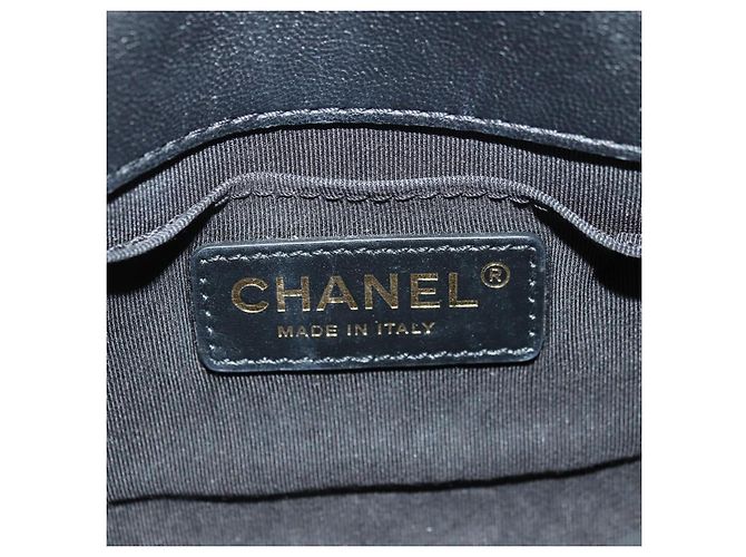 CHANEL Matelasse Pearl Chain Shoulder Bag Lamb Skin Black Gold CC Auth ka4643M Nero D'oro - vista 23