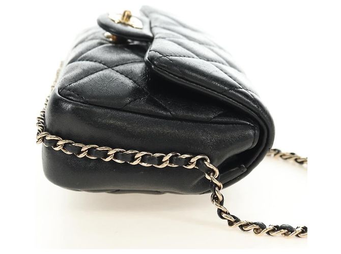 CHANEL Matelasse Pearl Chain Shoulder Bag Lamb Skin Black Gold CC Auth ka4643M Nero D'oro - vista 5