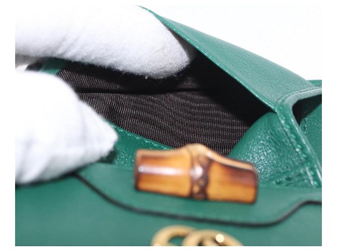 Portafoglio compatto GUCCI Horsebit in pelle verde e oro 659632 Auth 183124M D'oro - vista 16