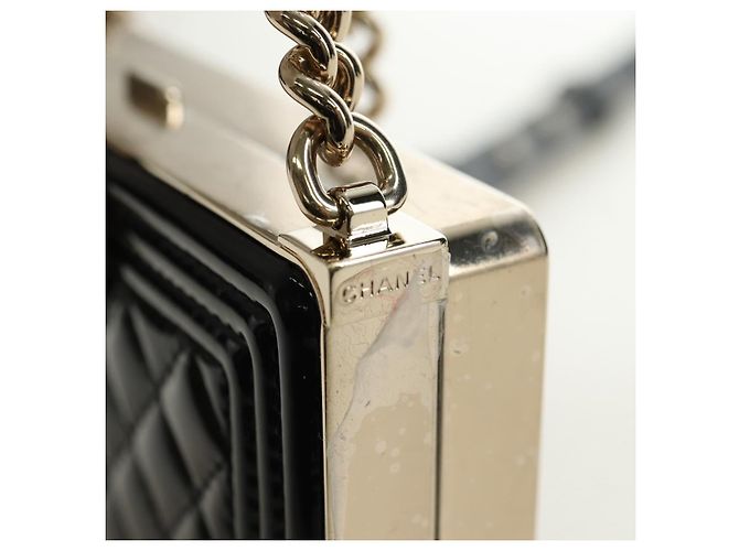 CHANEL Matelasse Boy Chanel Chain Wallet Bag Patent Black Gold CC Auth 181876SAM Nero D'oro - vista 17