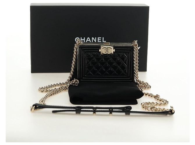 CHANEL Matelasse Boy Chanel Chain Wallet Bag Patent Black Gold CC Auth 181876SAM Nero D'oro - vista 24