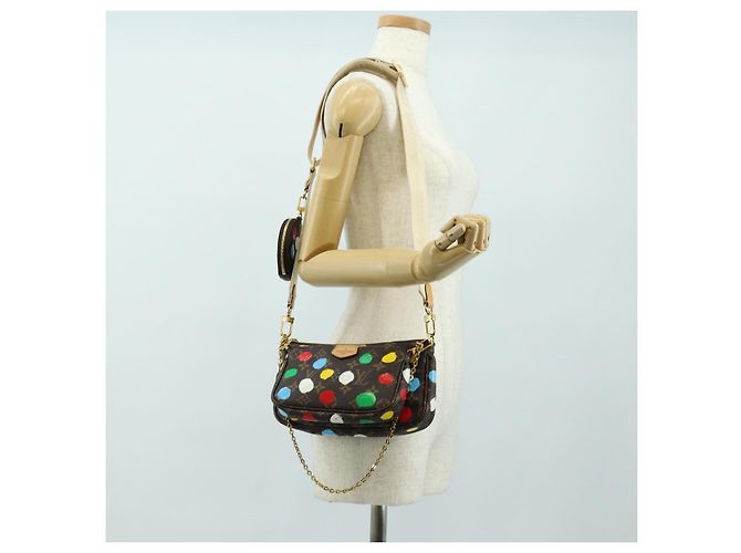 LOUIS VUITTON Monogram LVxYK Multi Pochette Pouch M46385 LV Auth 182312SM Monogramma - vista 26