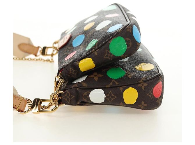 LOUIS VUITTON Monogram LVxYK Multi Pochette Pouch M46385 LV Auth 182312SM Monogramma - vista 3