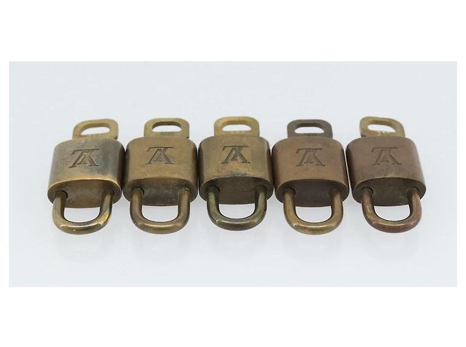 LOUIS VUITTON Set di 10 lucchetti Padlock metallo Gold LV Auth 173150 D'oro - vista 7