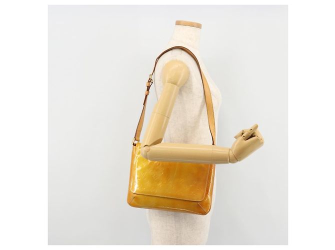 LOUIS VUITTON Monogram Vernis Thompson Street Bag Beige M91301 LV Auth 182002 - vista 22